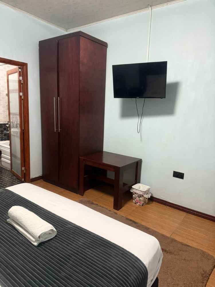 White City Inn Guesthouse product image